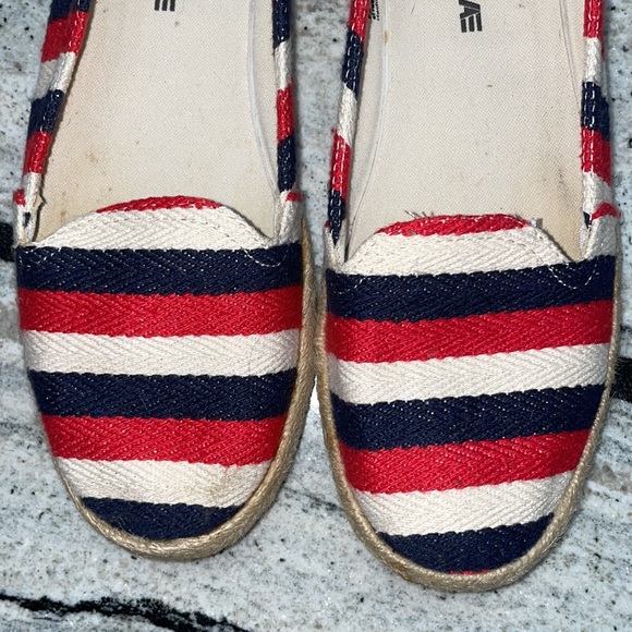 American Eagle Casual Espadrille Flats - Picture 6 of 9